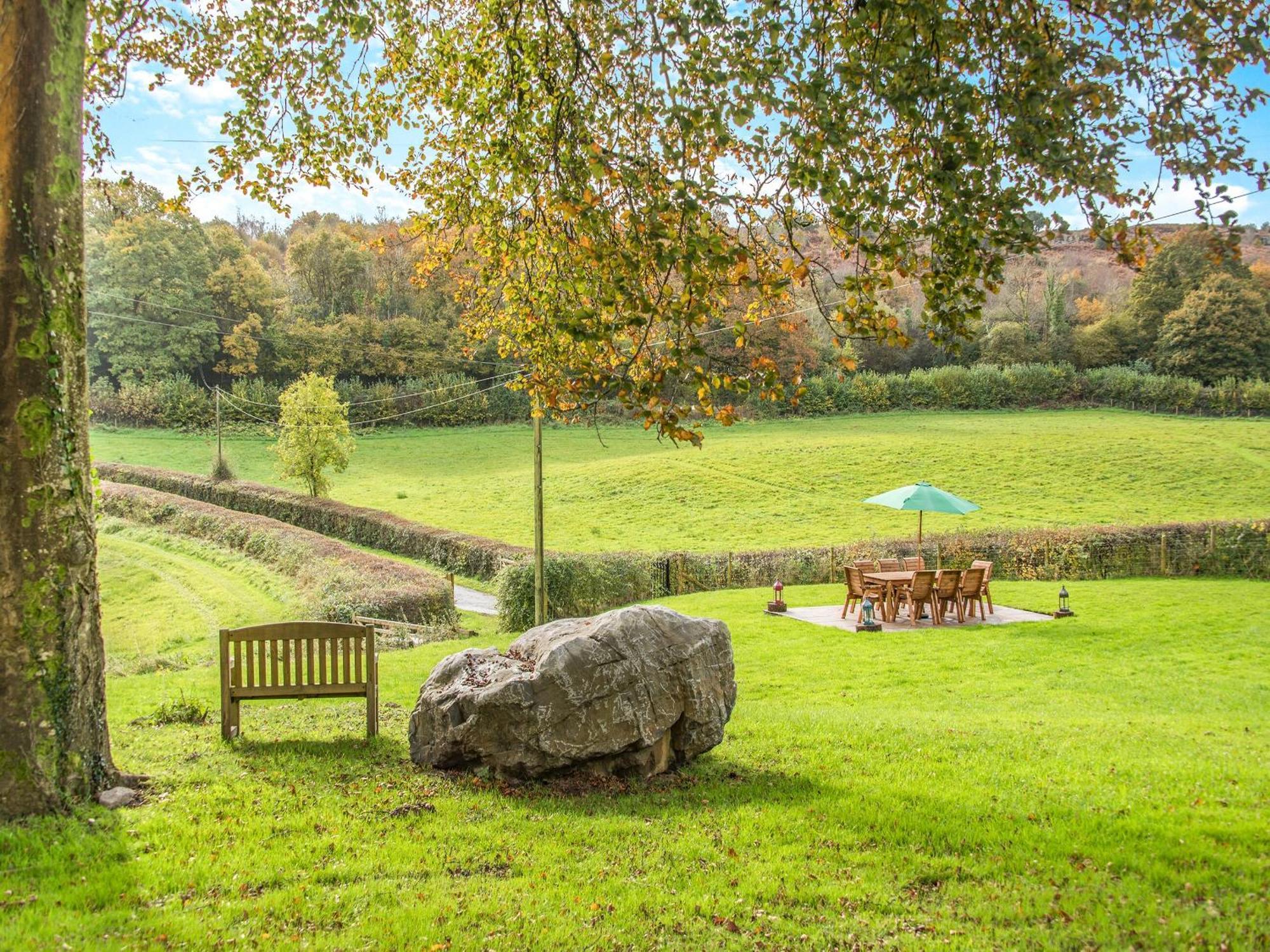 Y Gwairdy Holiday home *