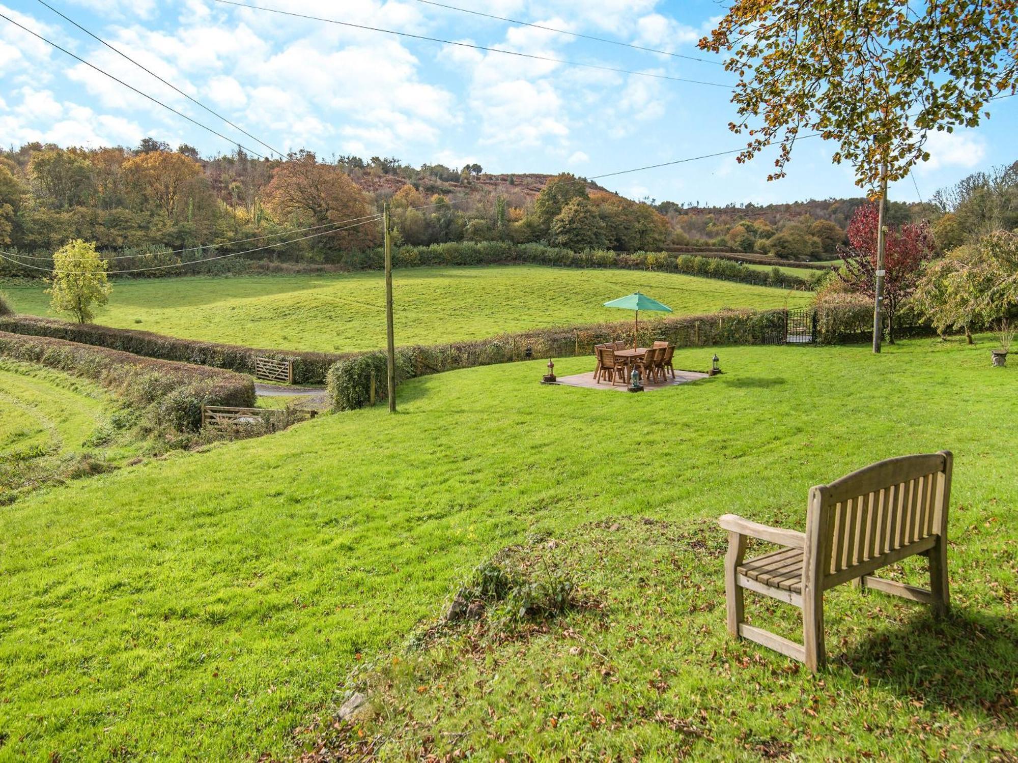 Y Gwairdy Holiday home
